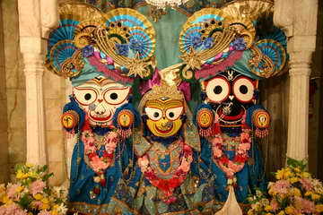 Jagannatha, Baladeva & Subhadra 7-6-2005:
