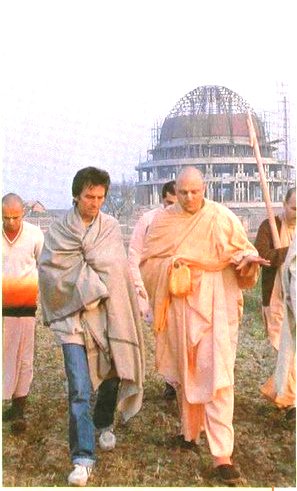 George Harrison in Mayapur: 