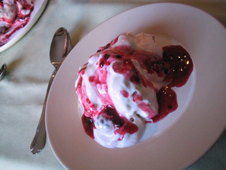 Luscious berry malpoura: 