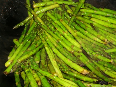 best BBQ asparagus ever: 