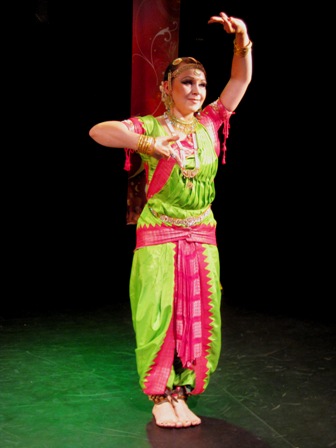 bharata natyam 1: 