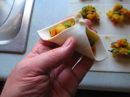 curry puff fold: 