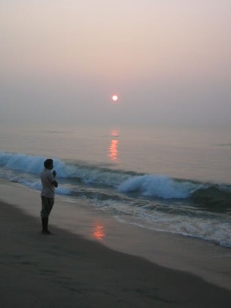 sunrise puri beach:
